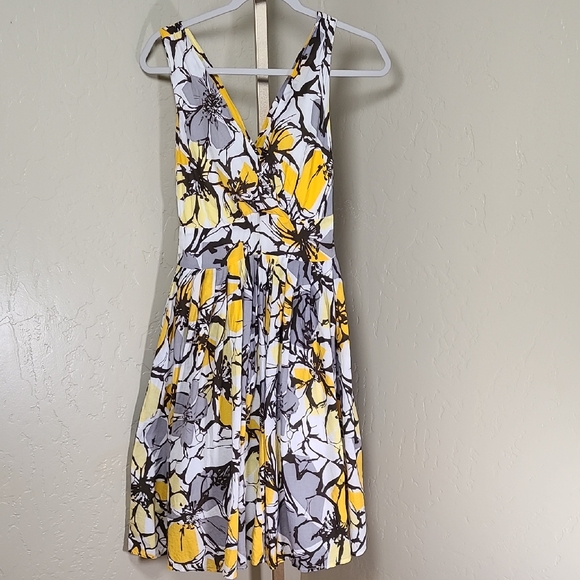 Aryeh Floral 100% Cotton Sleeveless Dress Small Yellow Gray White Lined - Picture 1 of 15